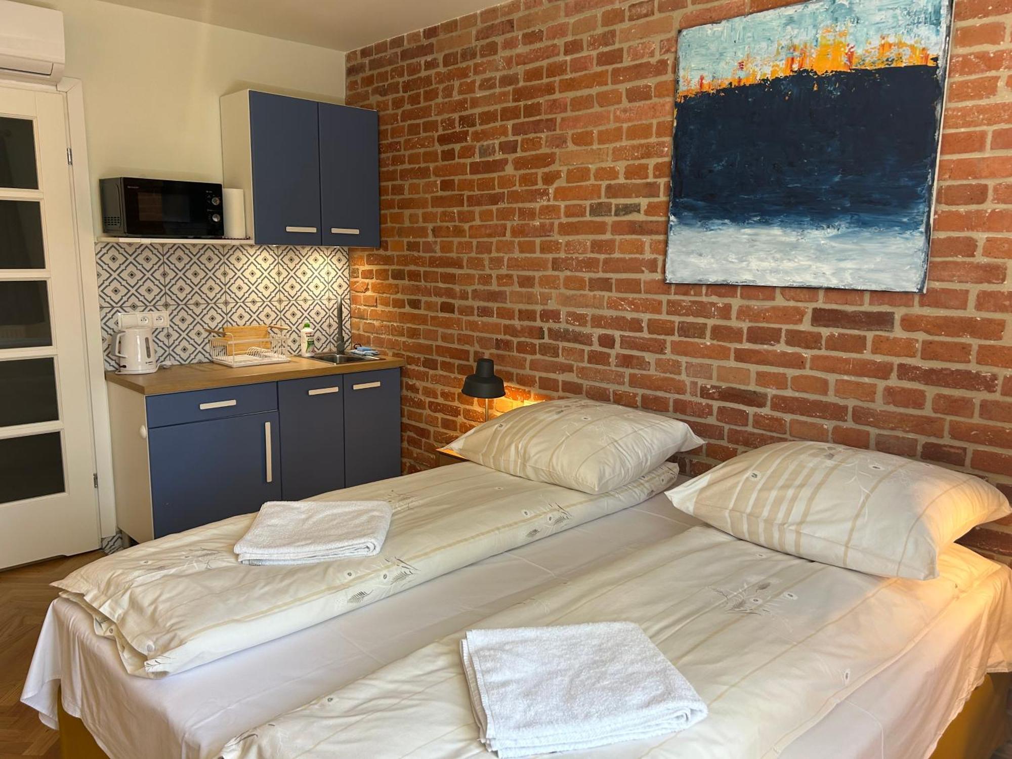 Cybulskiego Guest Rooms Красков Екстериор снимка