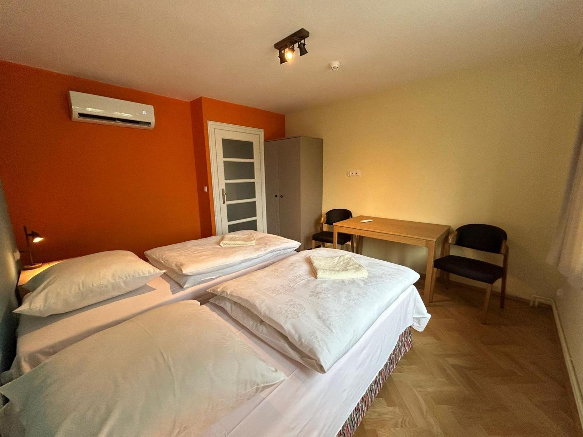 Cybulskiego Guest Rooms Красков Екстериор снимка