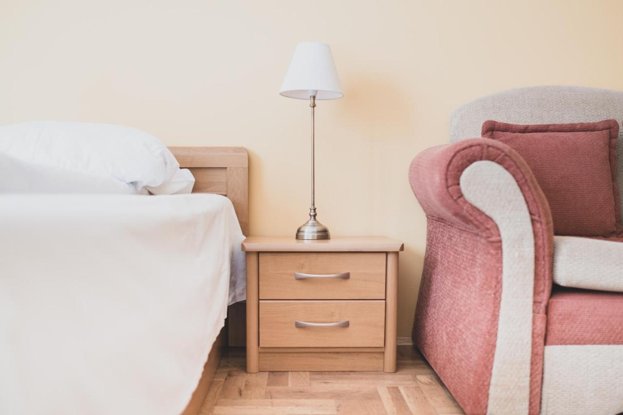 Cybulskiego Guest Rooms Красков Екстериор снимка