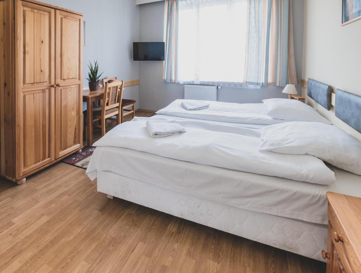 Cybulskiego Guest Rooms Красков Екстериор снимка